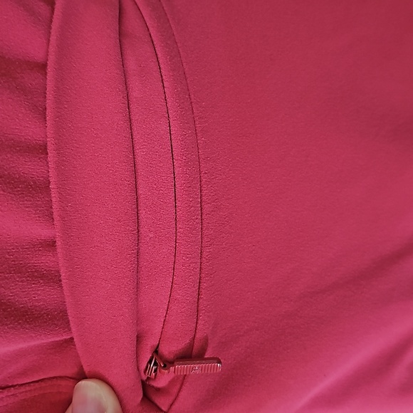 350. Lululemon The Ease Jacket - Picture 8 of 12
